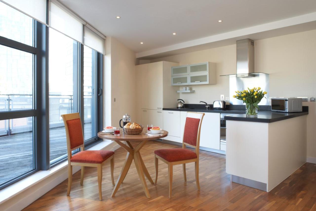 London Marlin-Apartments-Canary-Wharf facility