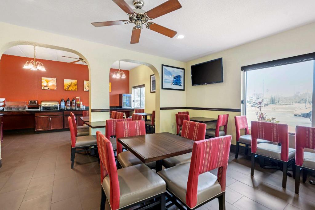 Orlando Comfort-Inn-Kissimmee-Lake-Buena-Vista-South facility