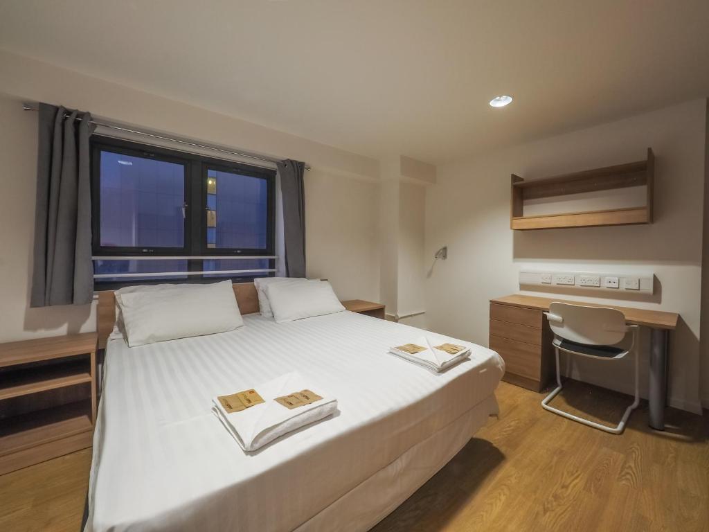 London LSE-High-Holborn-Residence interior