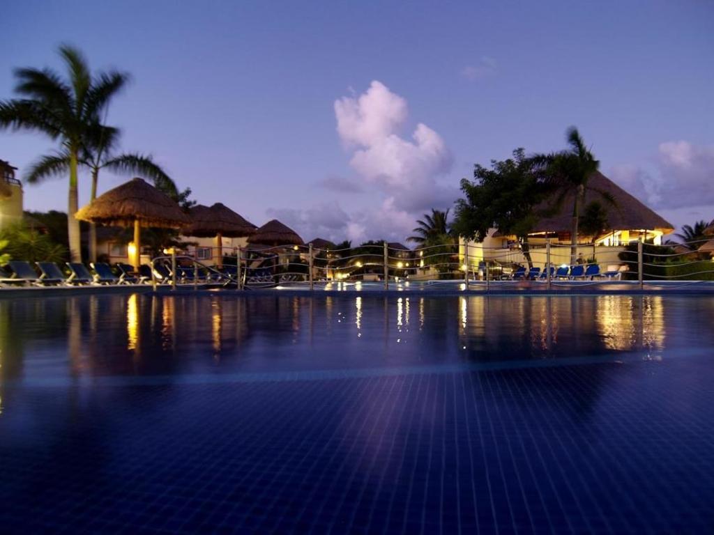 Playa-Del-Carmen Sandos-Caracol-Eco-Resort---All-Inclusive facility