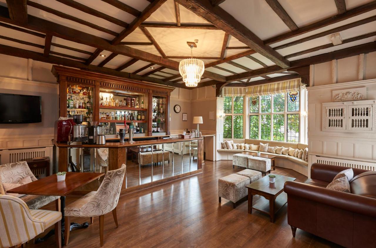 London The-Manor-Elstree facility