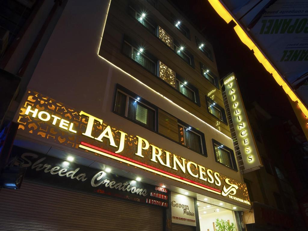 New-Delhi-and-NCR Taj-Princess-The-Boutique-Hotel exterior