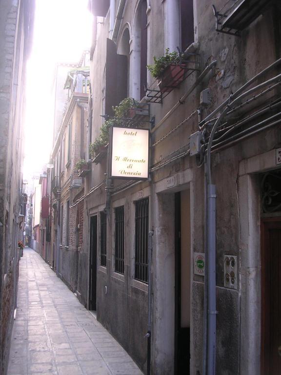 Venice Il-Mercante-di-Venezia-Hotel exterior