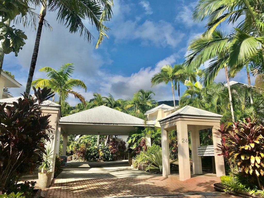 Cairns The-Villas-Palm-Cove exterior