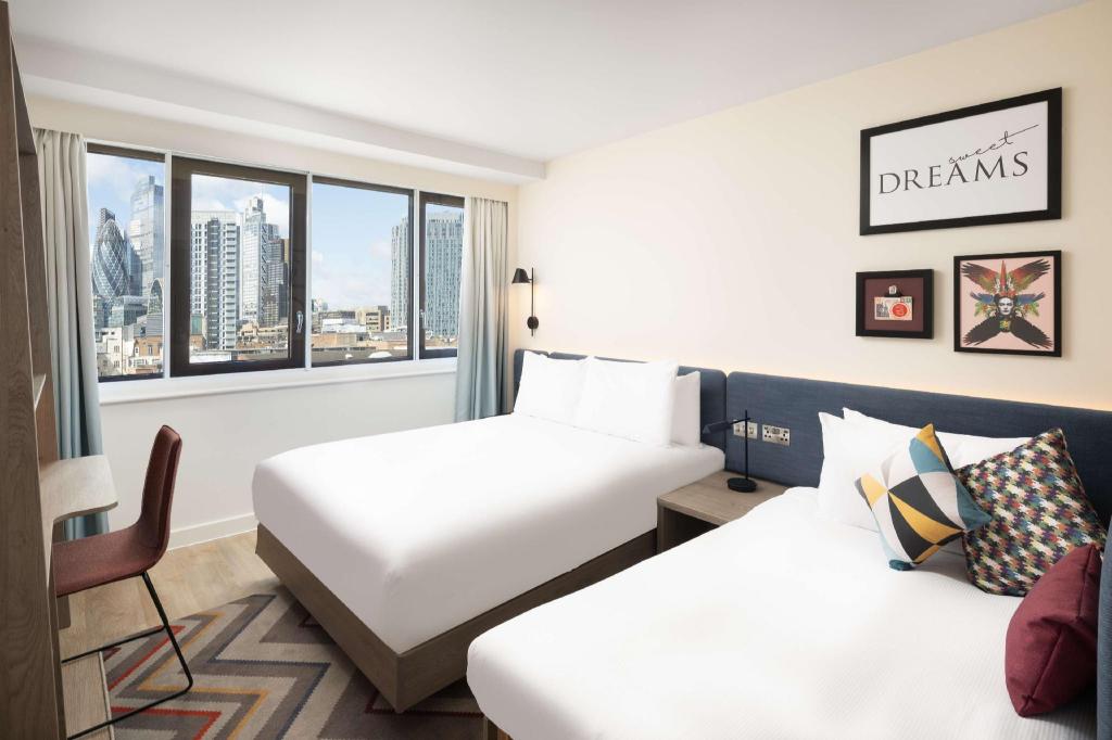 London Hampton-by-Hilton-London-City interior