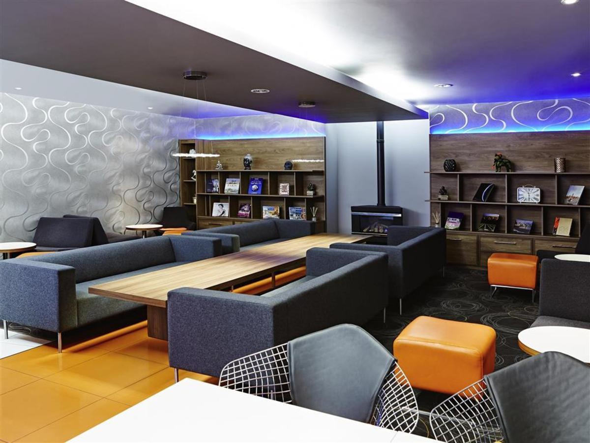 London Novotel-London-Waterloo-Hotel facility