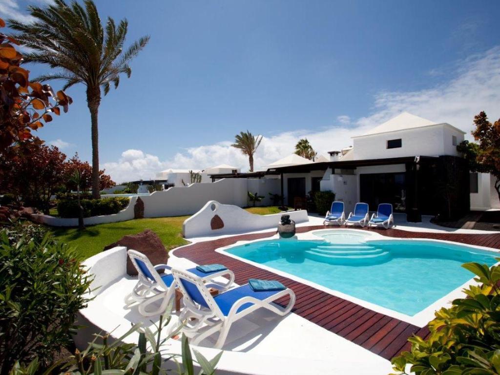 Lanzarote Villas-Heredad-Kamezi facility