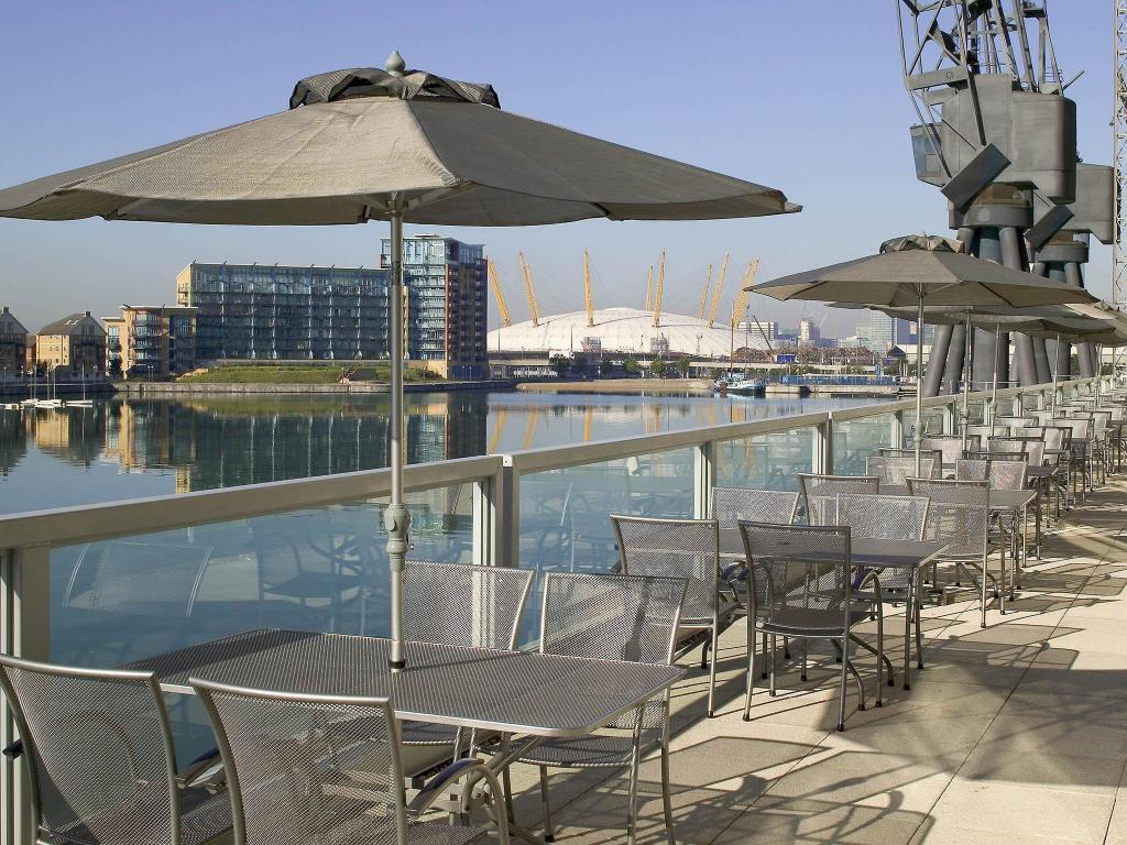 London Novotel-London-Excel-Hotel facility