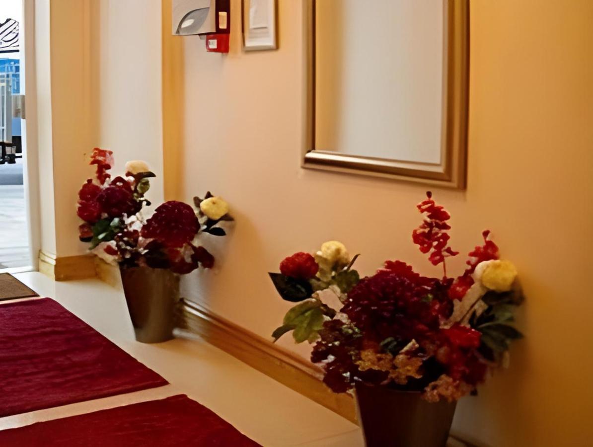 London Britannia-Inn facility