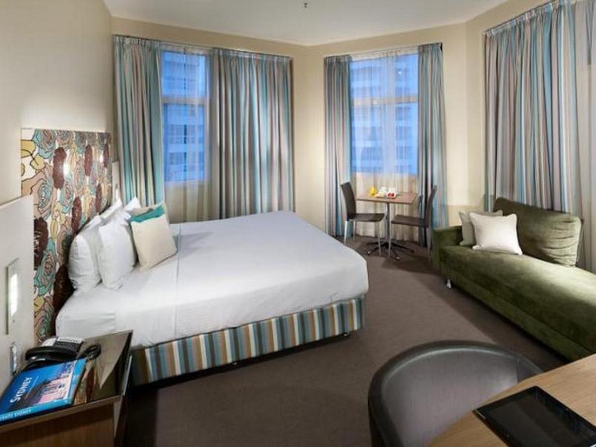 Sydney Best-Western-Plus-Hotel-Stellar interior