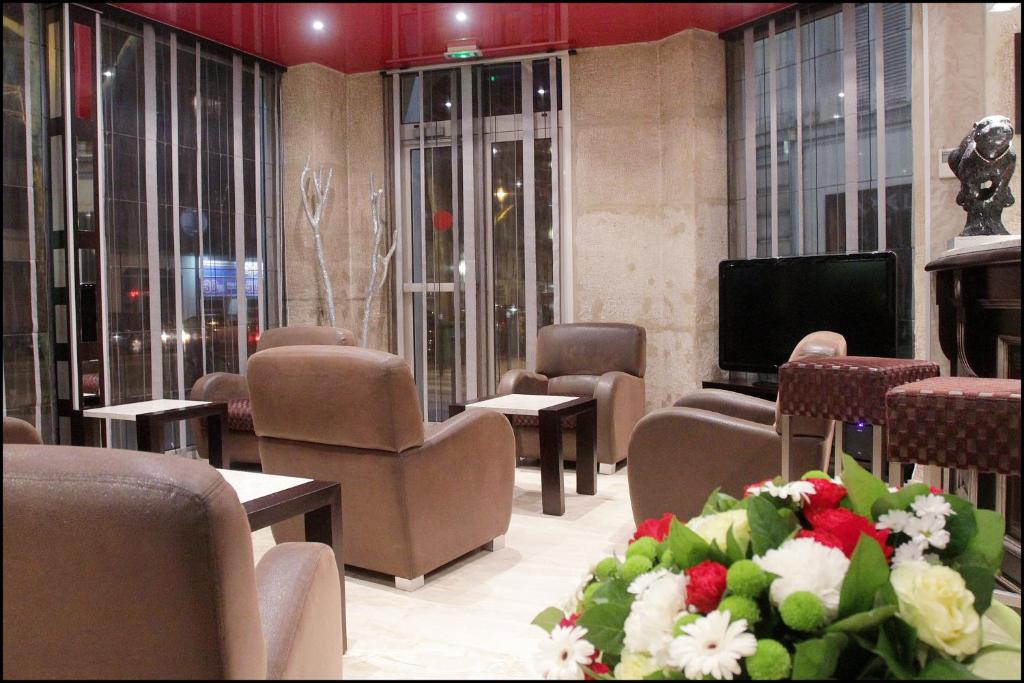 Paris Grand-Hotel-Francais facility