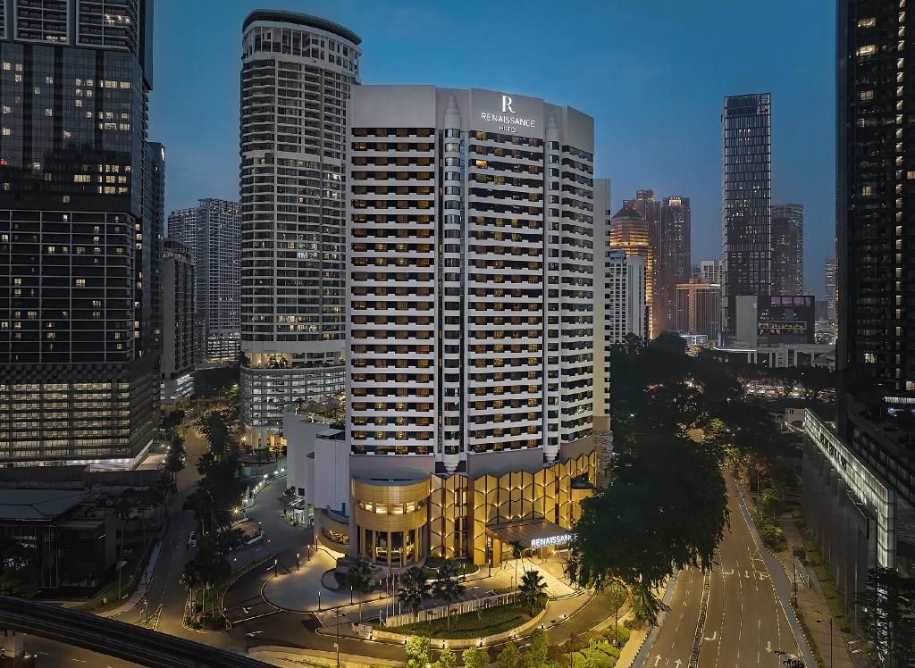 Kuala-Lumpur Renaissance-Kuala-Lumpur-Hotel--Convention-Centre exterior