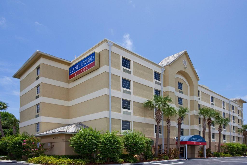 Fort-Lauderdale Candlewood-Suites-Fort-Lauderdale-Airport-Cruise exterior