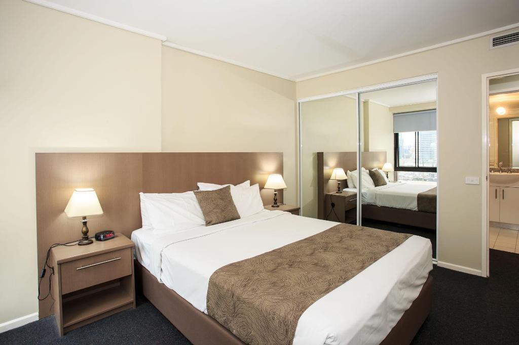 Melbourne Paramount-Serviced-Apartments interior