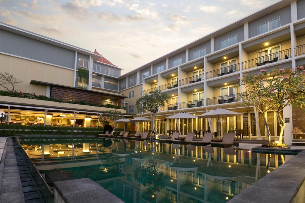 Bali The-Kana-Kuta-Hotel exterior