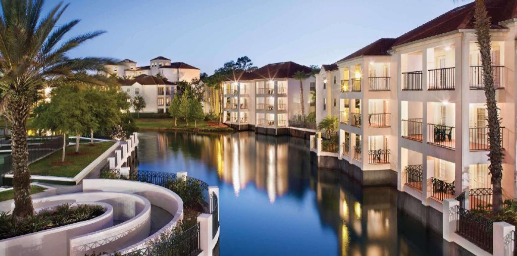 Orlando Star-Island-Resort--Club exterior