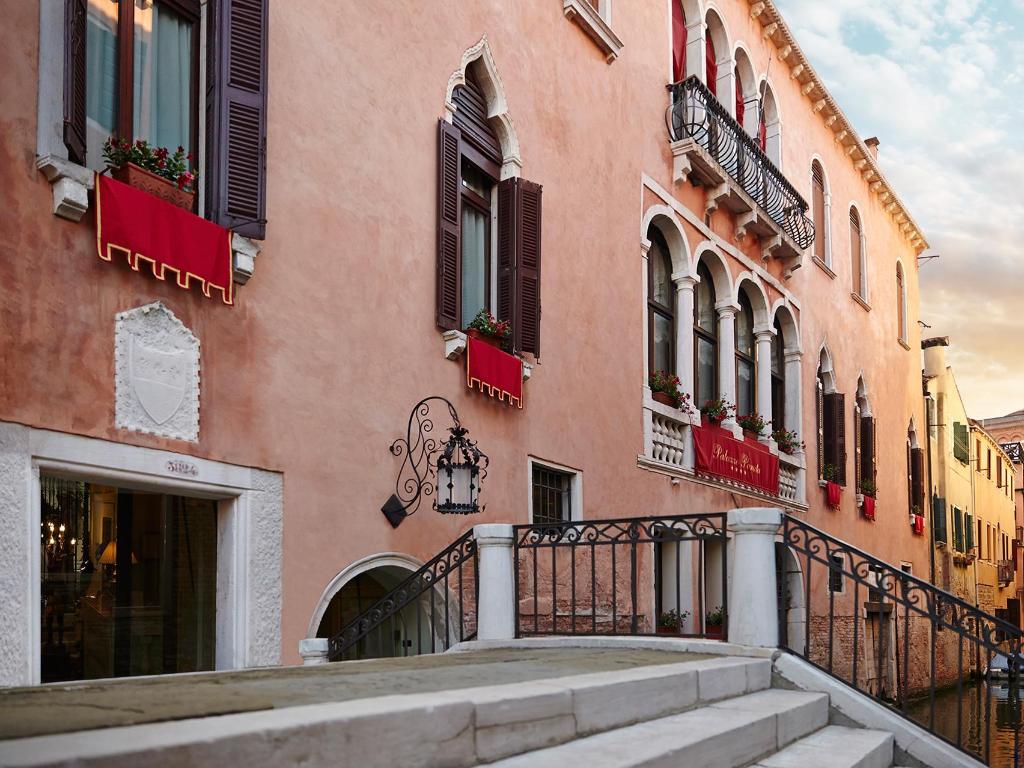 Venice Hotel-Palazzo-Paruta exterior