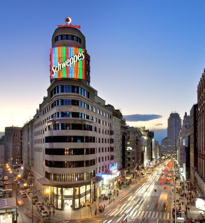 Madrid Vincci-Capitol-Hotel exterior