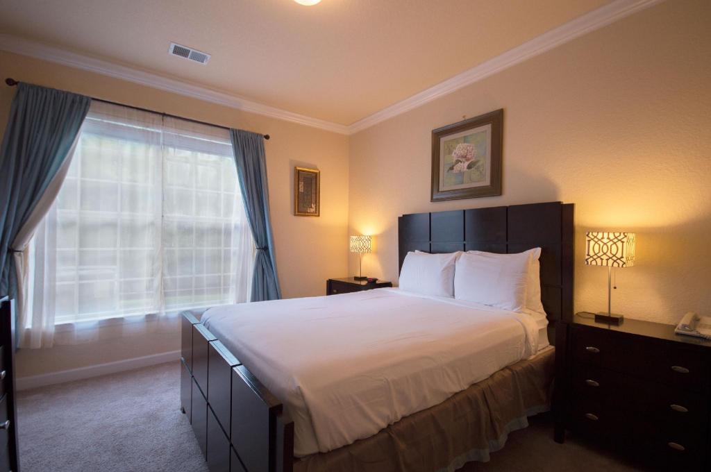 Orlando Tuscana-Resort-Orlando-by-Aston interior