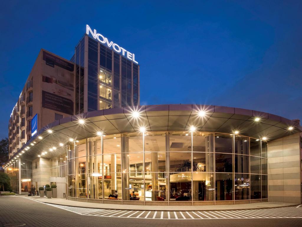 Warsaw Novotel-Warszawa-Airport exterior