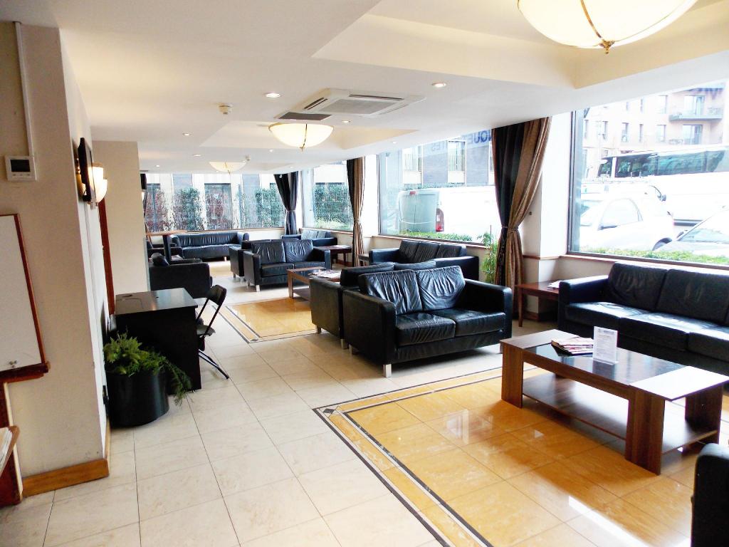 London London-Wembley-International-Hotel facility