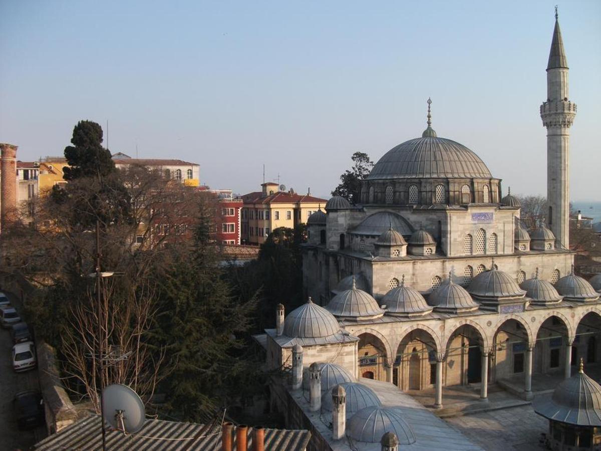 stanbul Sultan-Palace-Hotel exterior