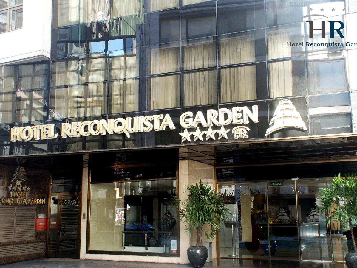 Buenos-Aires Hotel-Reconquista-Garden exterior