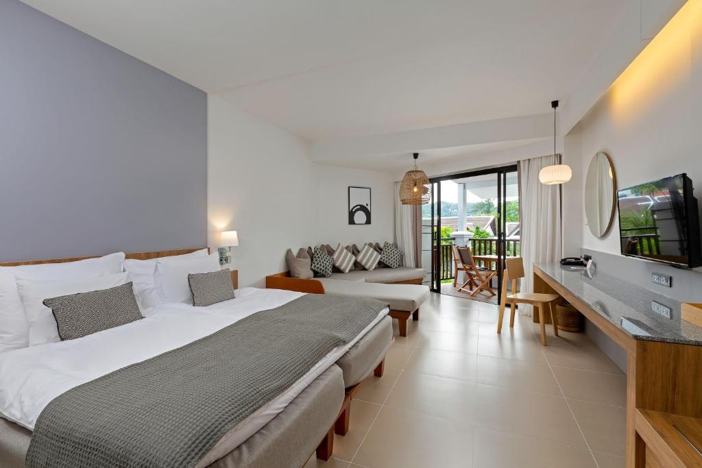 Phuket Sunwing-Kamala-Beach-SHA-Plus interior