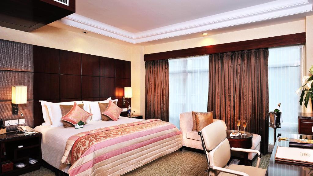 New-Delhi-and-NCR Skycity-Hotel interior