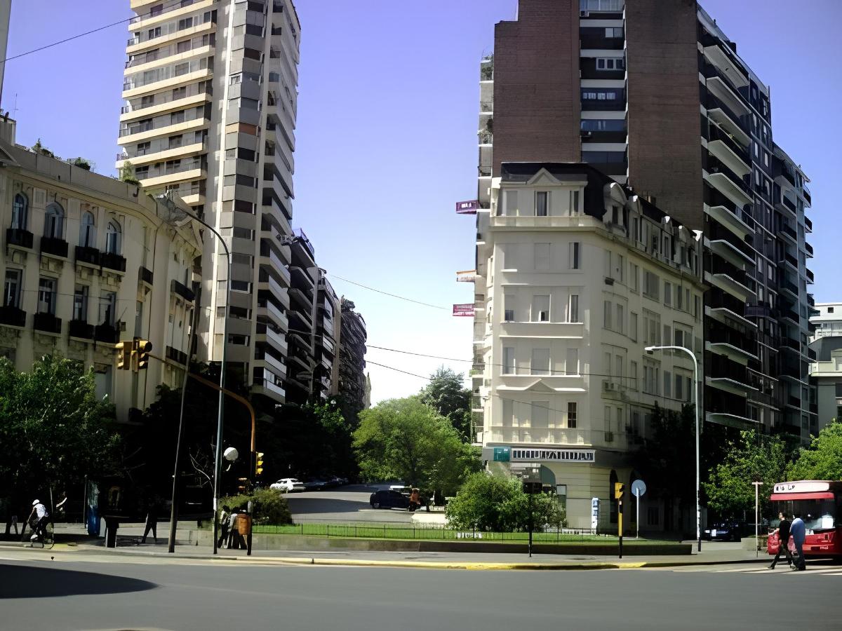 Buenos-Aires Recoleta-Uriburu-by-Ayres exterior